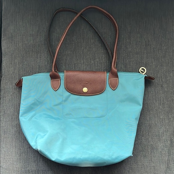LONGCHAMP Paris Le Pilage shopping tote aqua blue medium size